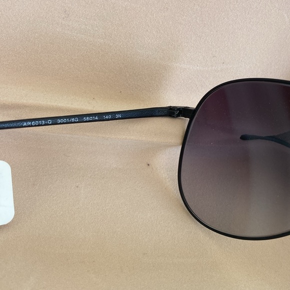 Giorgio Armani Sunglasses NWT - Picture 3 of 7